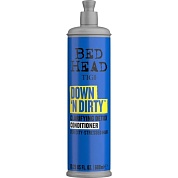 Легкий очищающий и восстанавливающий кондиционер - TIGI Bed Head Down'N Dirty Lightweight Conditioner
